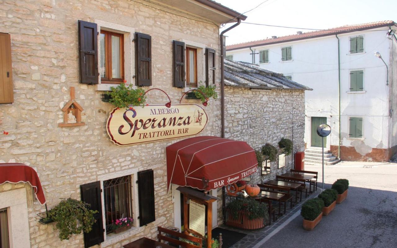 Albergo Speranza Spiazzi Di Monte Baldo Spiazzi Di Caprino Екстер'єр фото